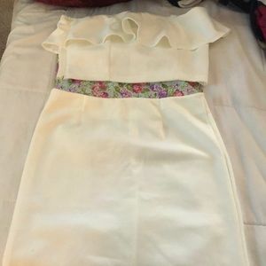 White 2 piece pin up skirt with strapless top